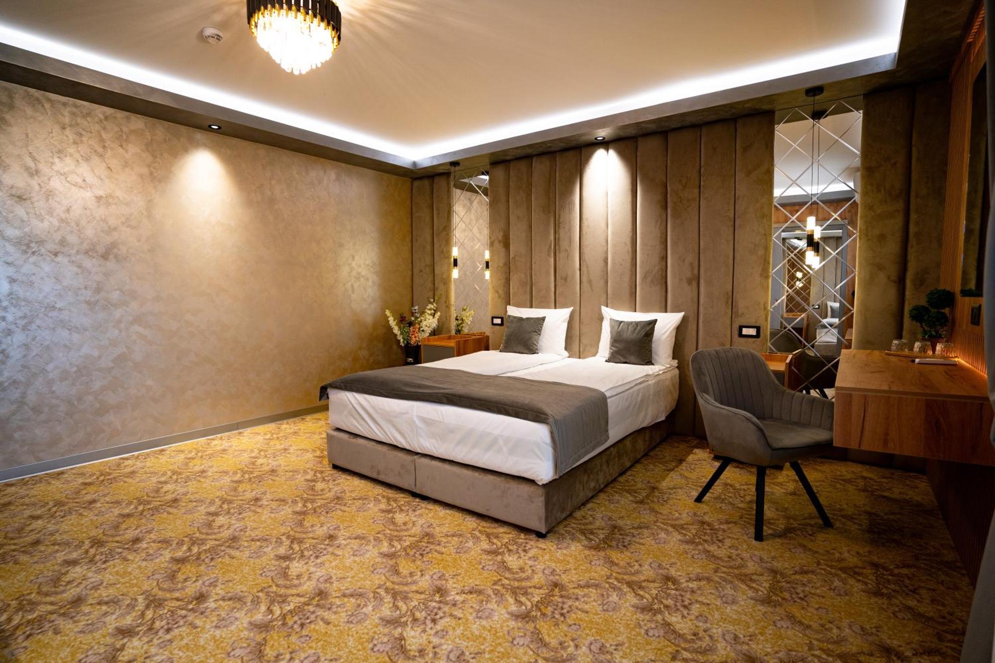 Hanul Domnesc Imperial Hotel & Spa Calan Exterior photo