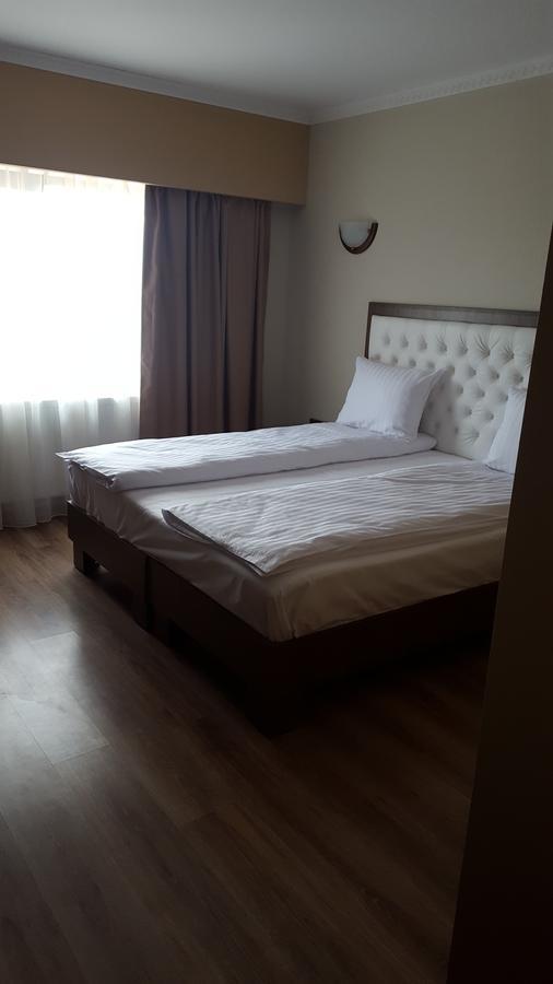 Hanul Domnesc Imperial Hotel & Spa Calan Exterior photo
